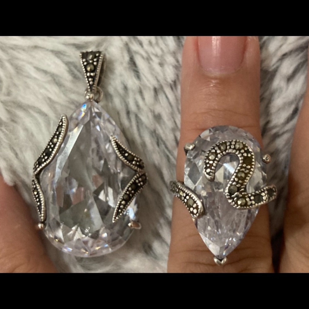 Pendant and ring 925